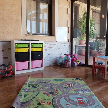 Hostal Cabanas Carboneras de Guadazaon Ngoại thất bức ảnh