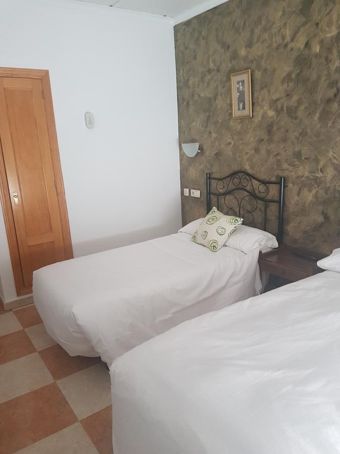 Hostal Cabanas Carboneras de Guadazaon Ngoại thất bức ảnh