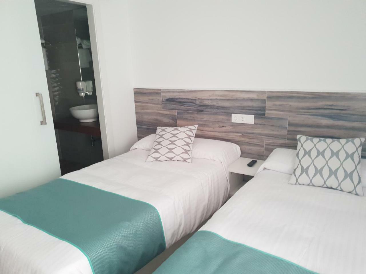 Hostal Cabanas Carboneras de Guadazaon Ngoại thất bức ảnh